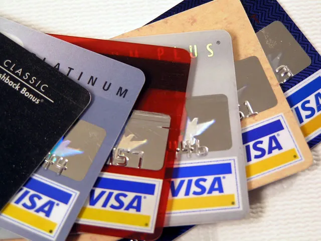 ¿Qué tarjeas de crédito puedo solicitar con VISA temporaria?