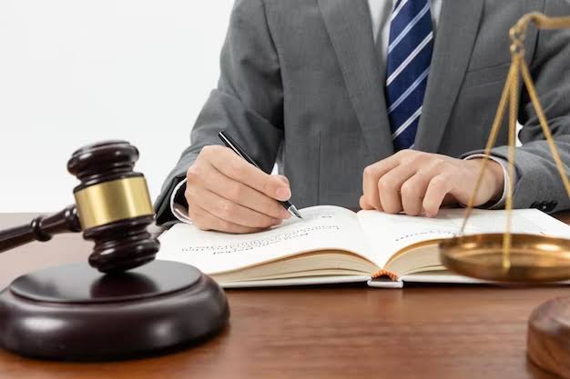 Abogados en Coyhaique: precios de consultas y principales especialidades